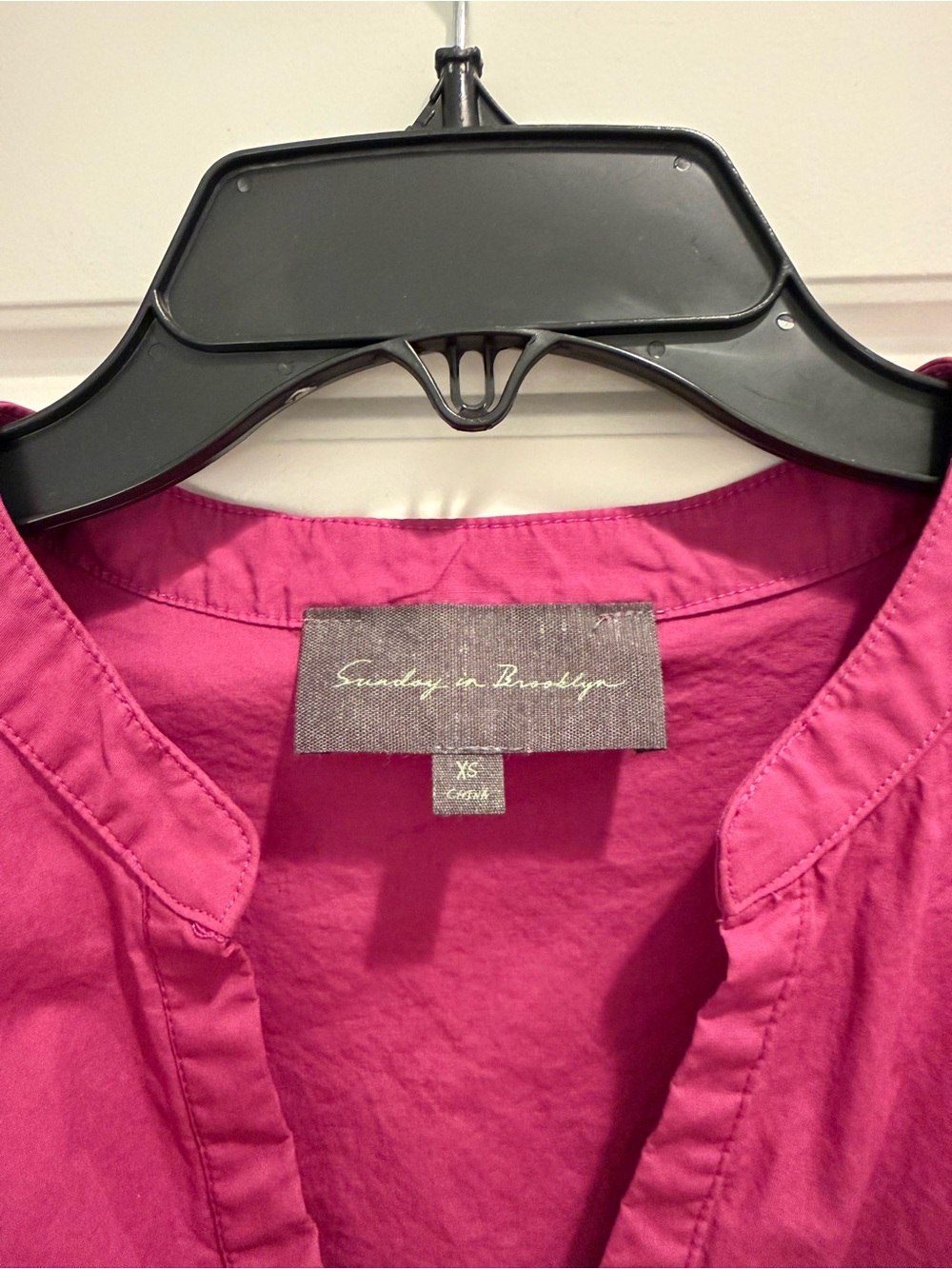 Sunday in Brooklyn Twist Front Top Size XS - Picture 4 of 5